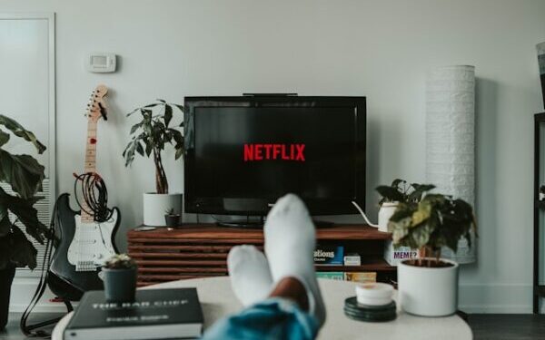 Netflixを友達と共有するとバレる理由